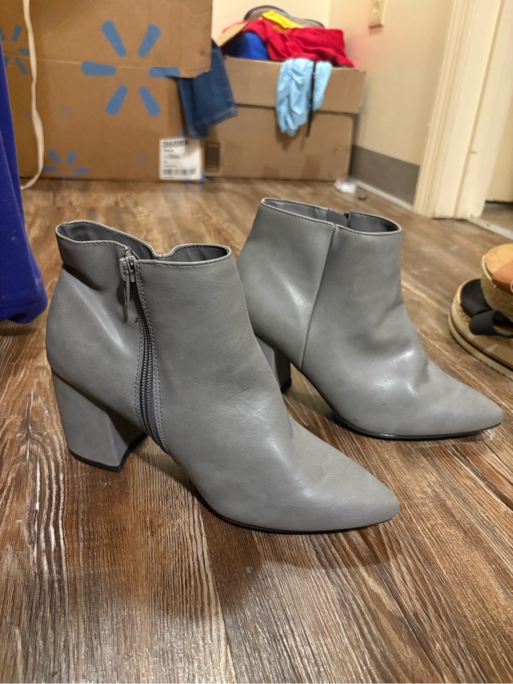 Women's Gray Pointed-Toe Ankle Booties with Block Heel